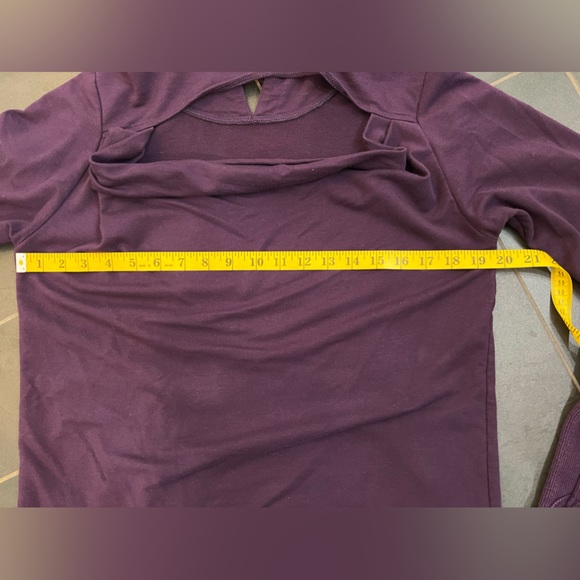 BP Born Primitive Hoodie with peek-a-boo back - Picture 4 of 8